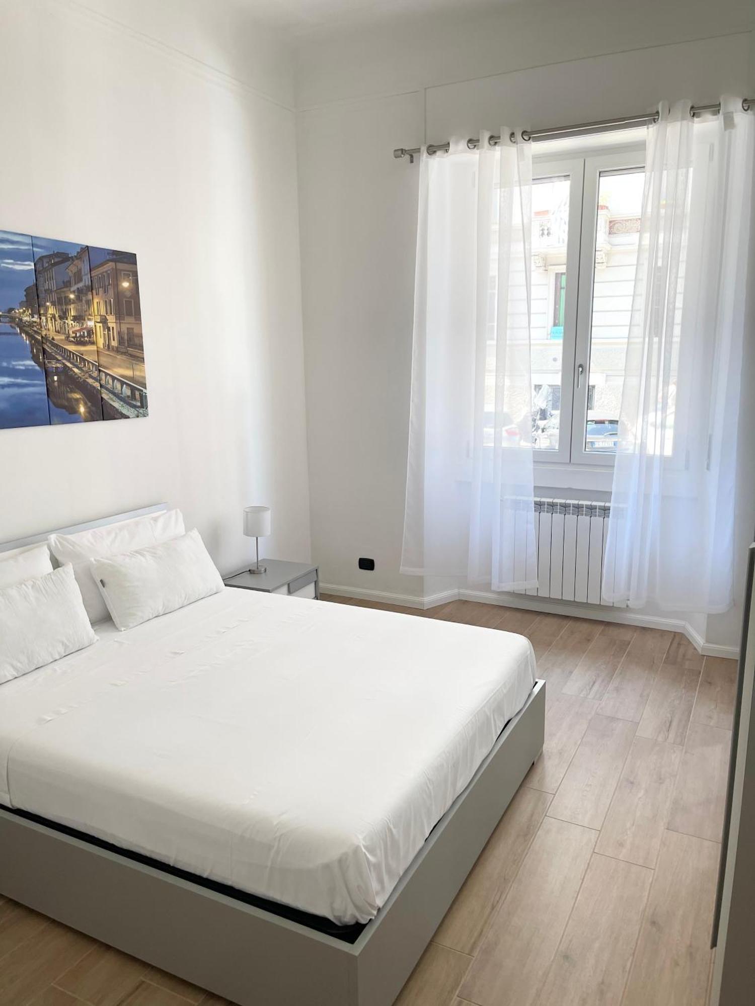 Ampio Bilocale Zona Navigli Apartamento Milão Exterior foto